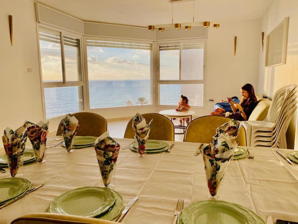 Nitsa Sea View Luxurious Apartment Нетания Экстерьер фото