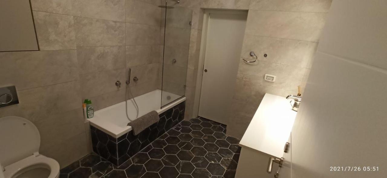 Nitsa Sea View Luxurious Apartment Нетания Экстерьер фото
