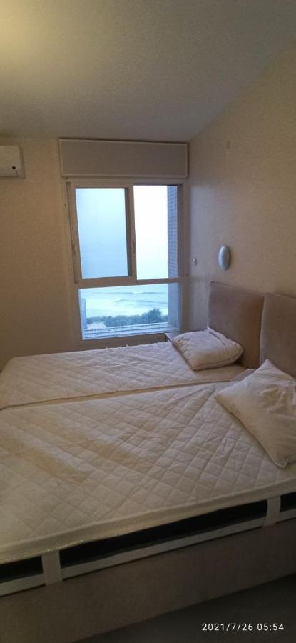 Nitsa Sea View Luxurious Apartment Нетания Экстерьер фото