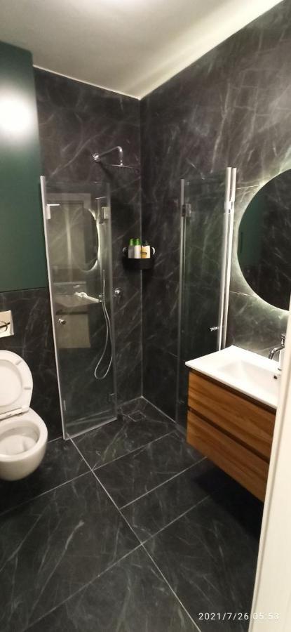 Nitsa Sea View Luxurious Apartment Нетания Экстерьер фото